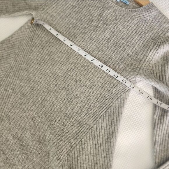 ANTONIO MELANI Oatmeal Tan Beige Ribbed Sweater - Picture 6 of 8